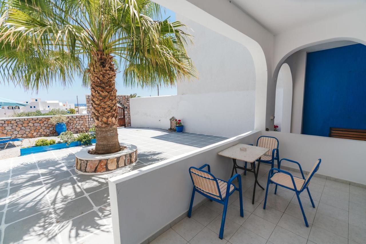 Spiridoula Villa - Santorini Seaside Retreats Períssa Eksteriør bilde