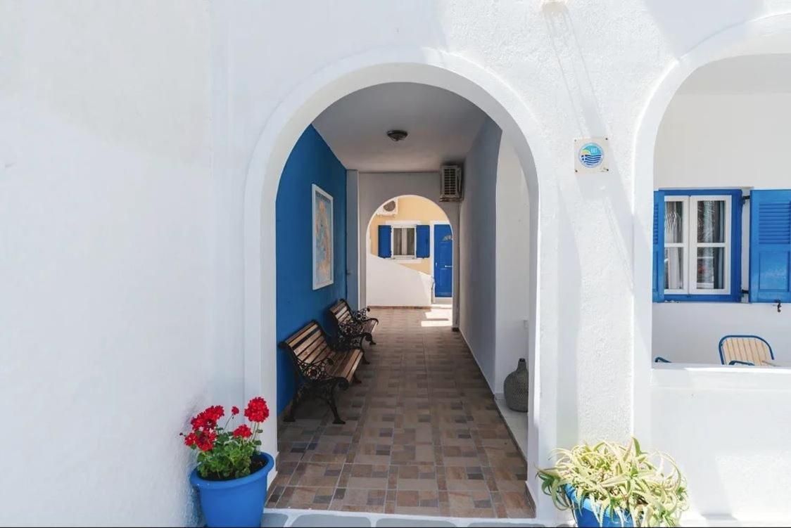 Spiridoula Villa - Santorini Seaside Retreats Períssa Eksteriør bilde
