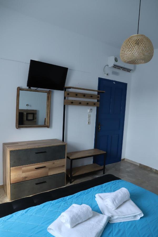Spiridoula Villa - Santorini Seaside Retreats Períssa Eksteriør bilde